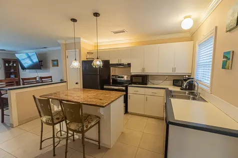 602 Azalea Avenue Fort Pierce FL 34982