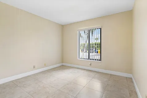 826 Sky Pine Way Greenacres FL 33415