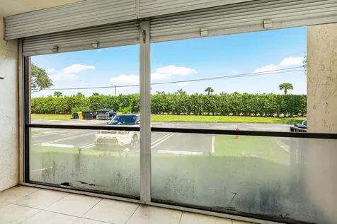 826 Sky Pine Way Greenacres FL 33415