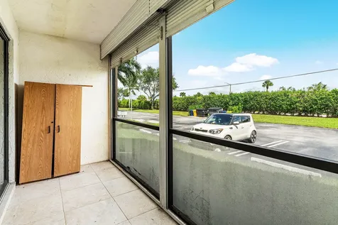 826 Sky Pine Way Greenacres FL 33415