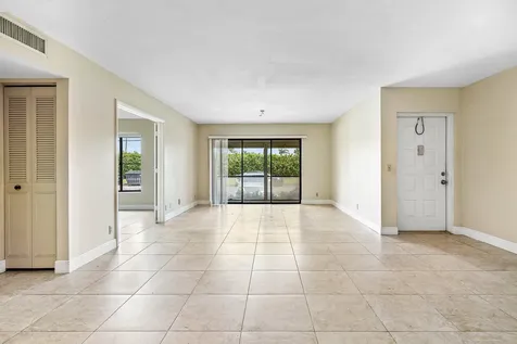 826 Sky Pine Way Greenacres FL 33415
