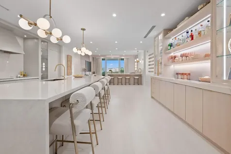 220 Se Mizner Boulevard Boca Raton FL 33432