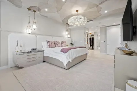220 Se Mizner Boulevard Boca Raton FL 33432