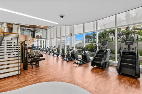 220 Se Mizner Boulevard Boca Raton FL 33432