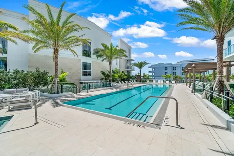 220 Se Mizner Boulevard Boca Raton FL 33432