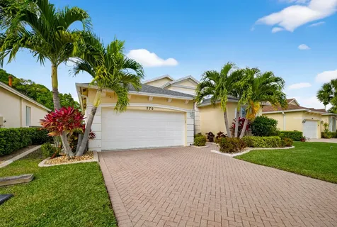 270 Sw Lake Forest Way Port Saint Lucie FL 34986