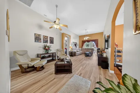 270 Sw Lake Forest Way Port Saint Lucie FL 34986