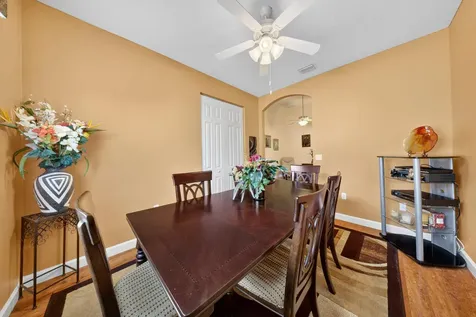 270 Sw Lake Forest Way Port Saint Lucie FL 34986