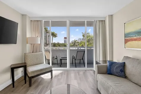 2670 E Sunrise Boulevard Fort Lauderdale FL 33304