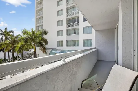 2670 E Sunrise Boulevard Fort Lauderdale FL 33304