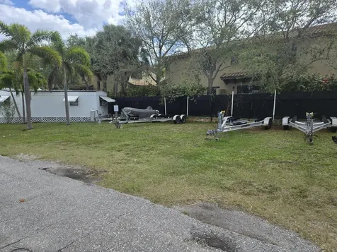 9 N Loafing Street Hypoluxo FL 33462