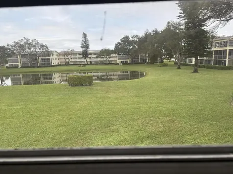 186 Dorset E Boca Raton FL 33434