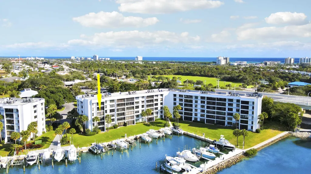 1748 Jupiter Cove Drive Jupiter FL 33469