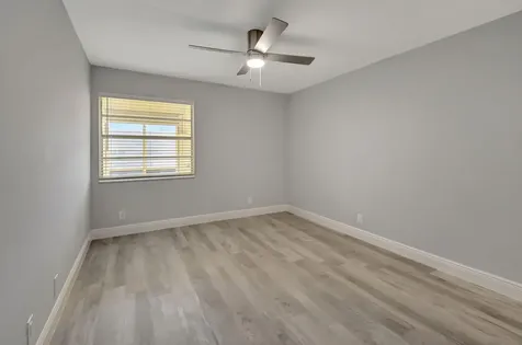 909 S Flanders Delray Beach FL 33484