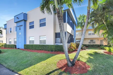 909 S Flanders Delray Beach FL 33484