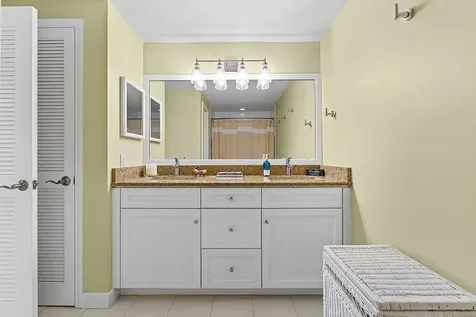 5020 Harmony Circle Vero Beach FL 32967