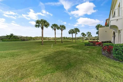 5020 Harmony Circle Vero Beach FL 32967