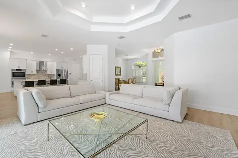 8369 Se Island Way Jupiter FL 33458