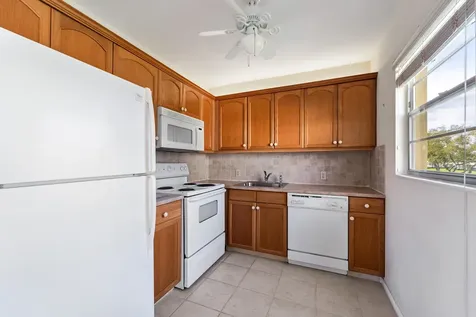 200 Dorset E Boca Raton FL 33434