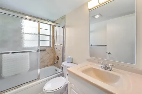 200 Dorset E Boca Raton FL 33434