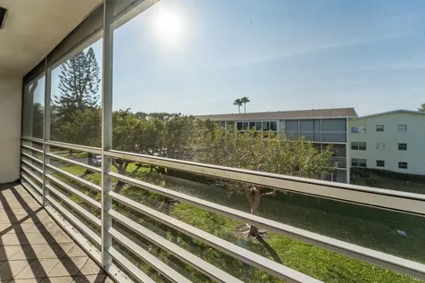 200 Dorset E Boca Raton FL 33434
