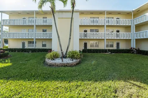 200 Dorset E Boca Raton FL 33434