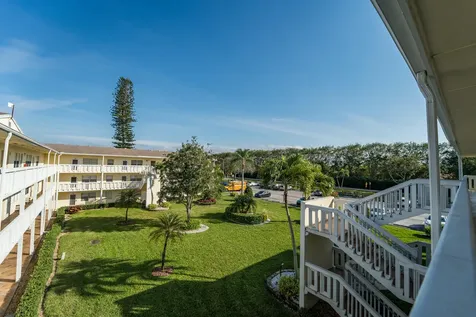 200 Dorset E Boca Raton FL 33434