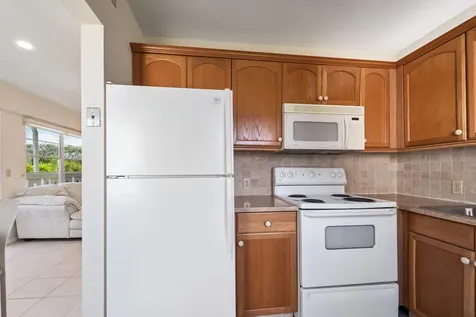 200 Dorset E Boca Raton FL 33434