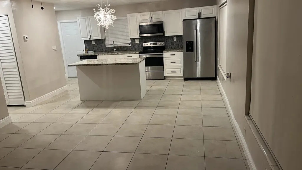 2001 NE 2nd Terrace Pompano Beach FL 33060