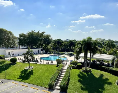 110 Greenbrier B West Palm Beach FL 33417