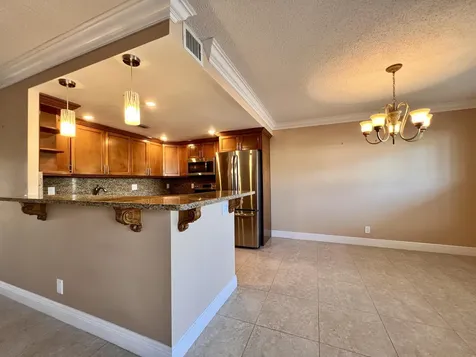 110 Greenbrier B West Palm Beach FL 33417