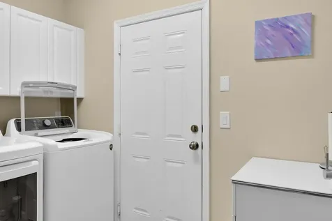 9022 Dupont Place Wellington FL 33414