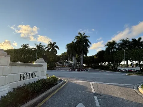 9022 Dupont Place Wellington FL 33414