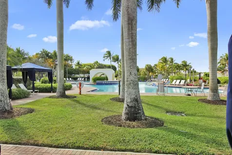 9022 Dupont Place Wellington FL 33414