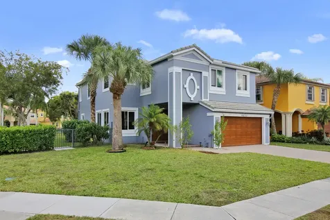 9022 Dupont Place Wellington FL 33414