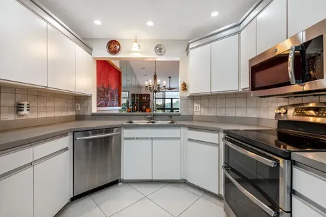 7689 Glendevon Lane Delray Beach FL 33446