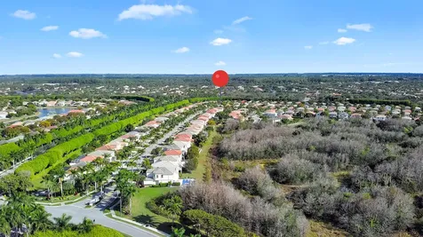 9022 Dupont Place Wellington FL 33414