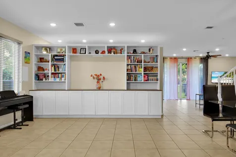 9022 Dupont Place Wellington FL 33414