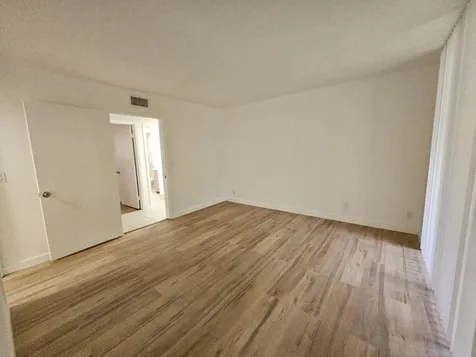 5220 Las Verdes Circle Delray Beach FL 33484