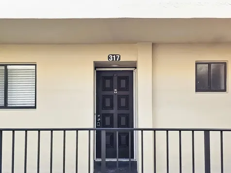 5220 Las Verdes Circle Delray Beach FL 33484