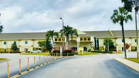 164 Kent West Palm Beach FL 33417