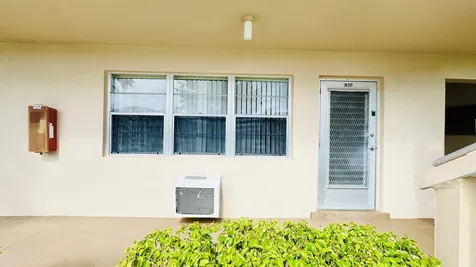 164 Kent West Palm Beach FL 33417