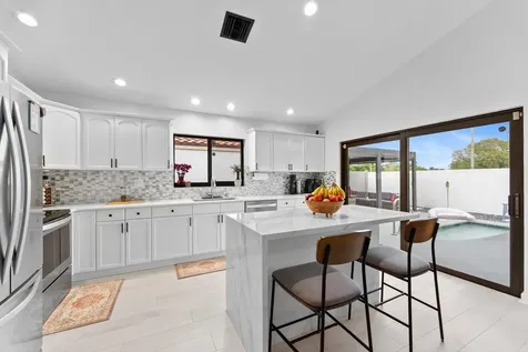 175 Executive Circle Boynton Beach FL 33436