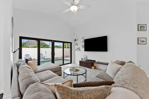175 Executive Circle Boynton Beach FL 33436