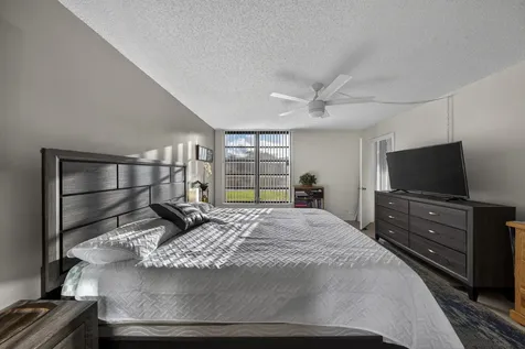 5611 Coral Lake Drive Margate FL 33063