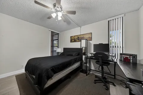 5611 Coral Lake Drive Margate FL 33063