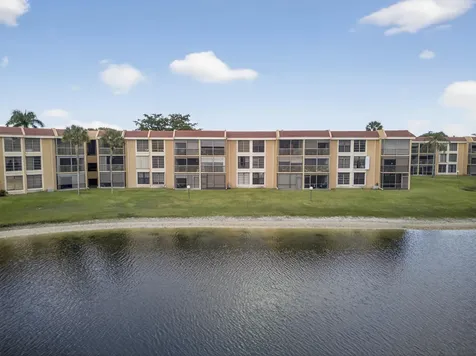 5611 Coral Lake Drive Margate FL 33063