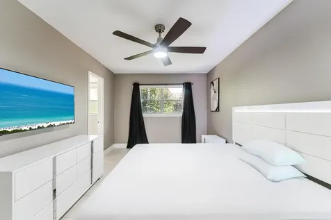 1800 NW 4th Avenue Boca Raton FL 33432