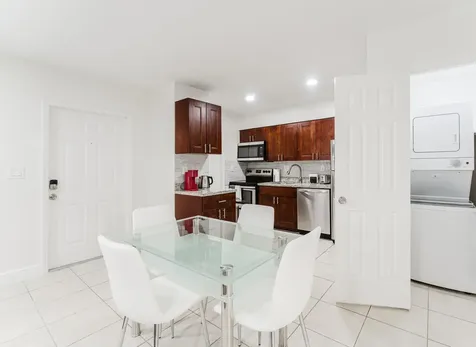 1800 NW 4th Avenue Boca Raton FL 33432