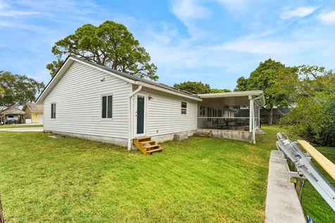 709 Warren Drive Jupiter FL 33458